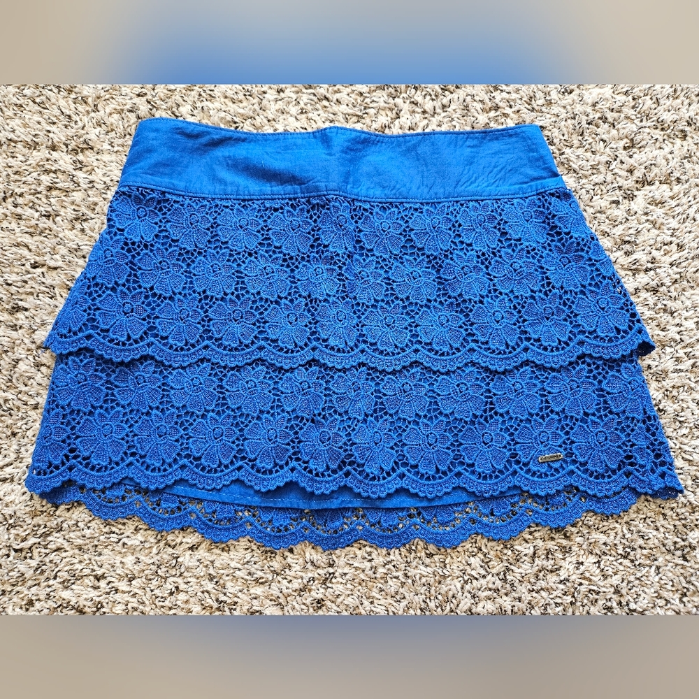 Hollister Floral Crochet Tiered Mini Skirt